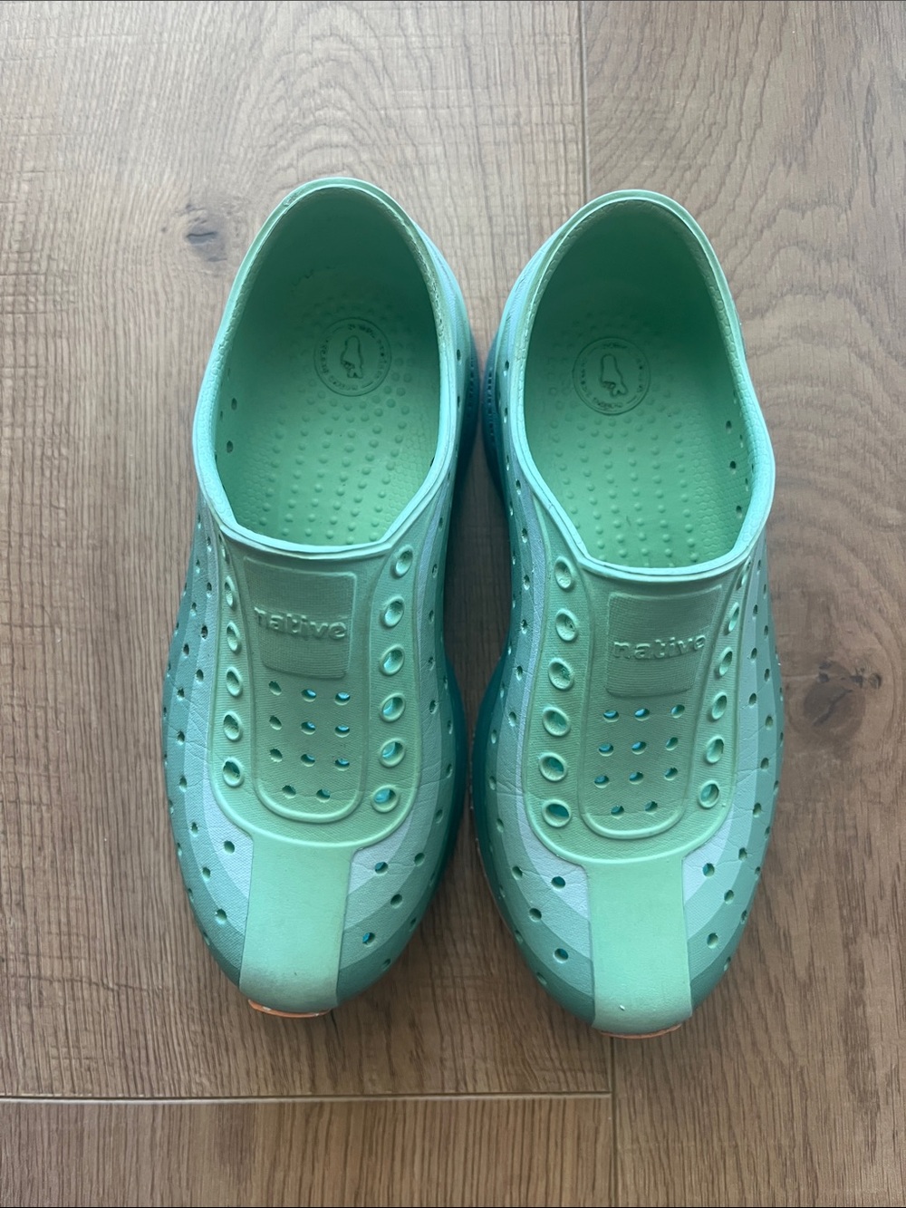 Native Kids Water Shoes in Mint Green
